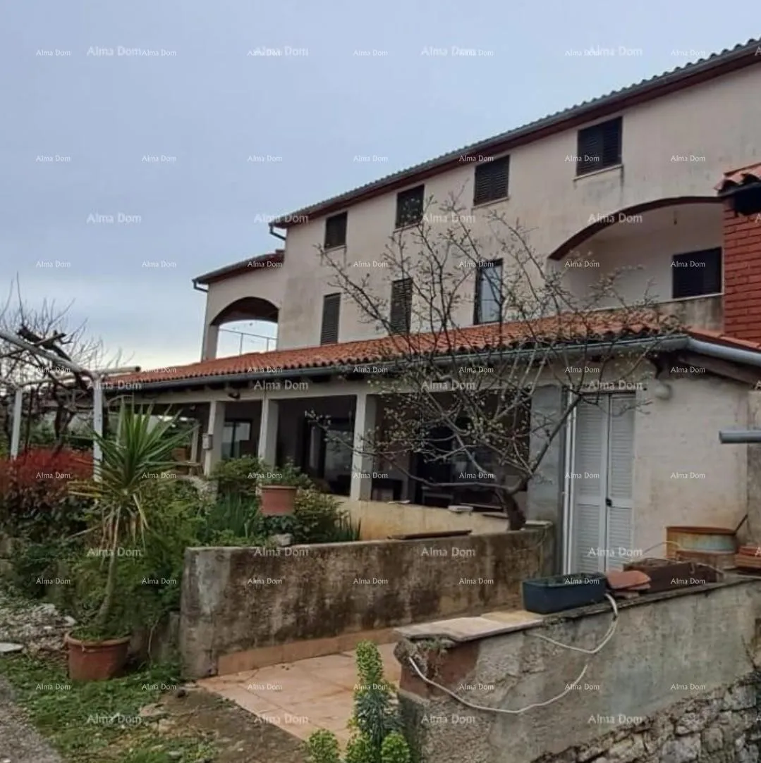kuća prodajemo kuću, 3 km od poreča. - slika 9