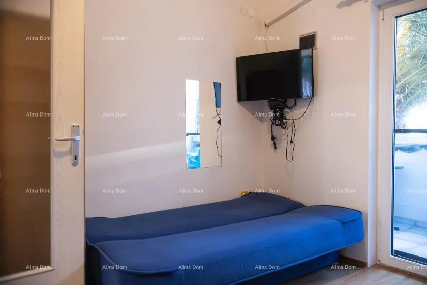 stan prizemni apartman s lođom i bazenom. medulin. - slika 6