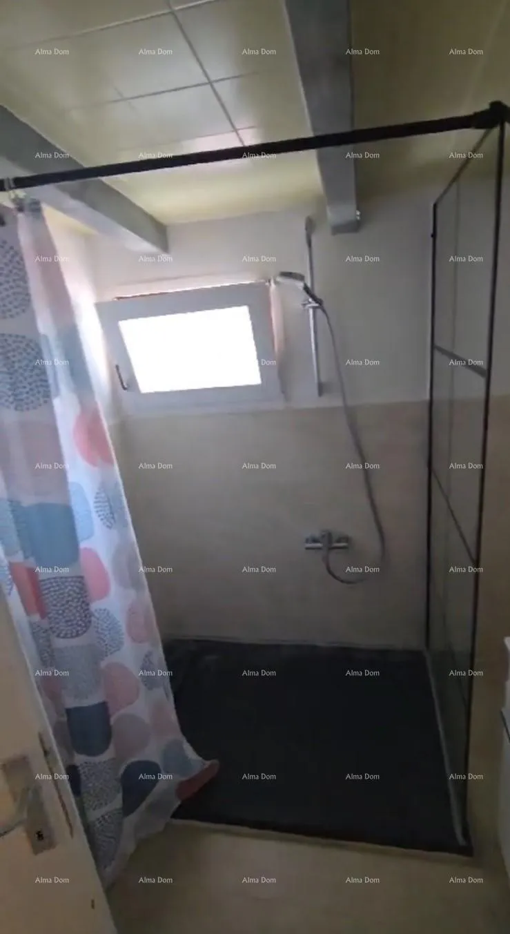 stan prodaje se stan 83 m² – pula, centar - slika 13
