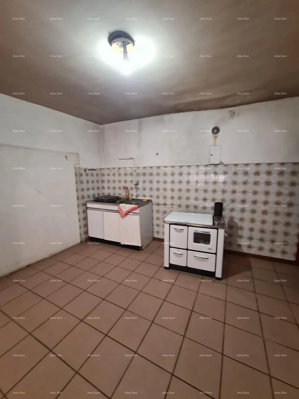 kuća kuća, centar buja, 106 m² - slika 39