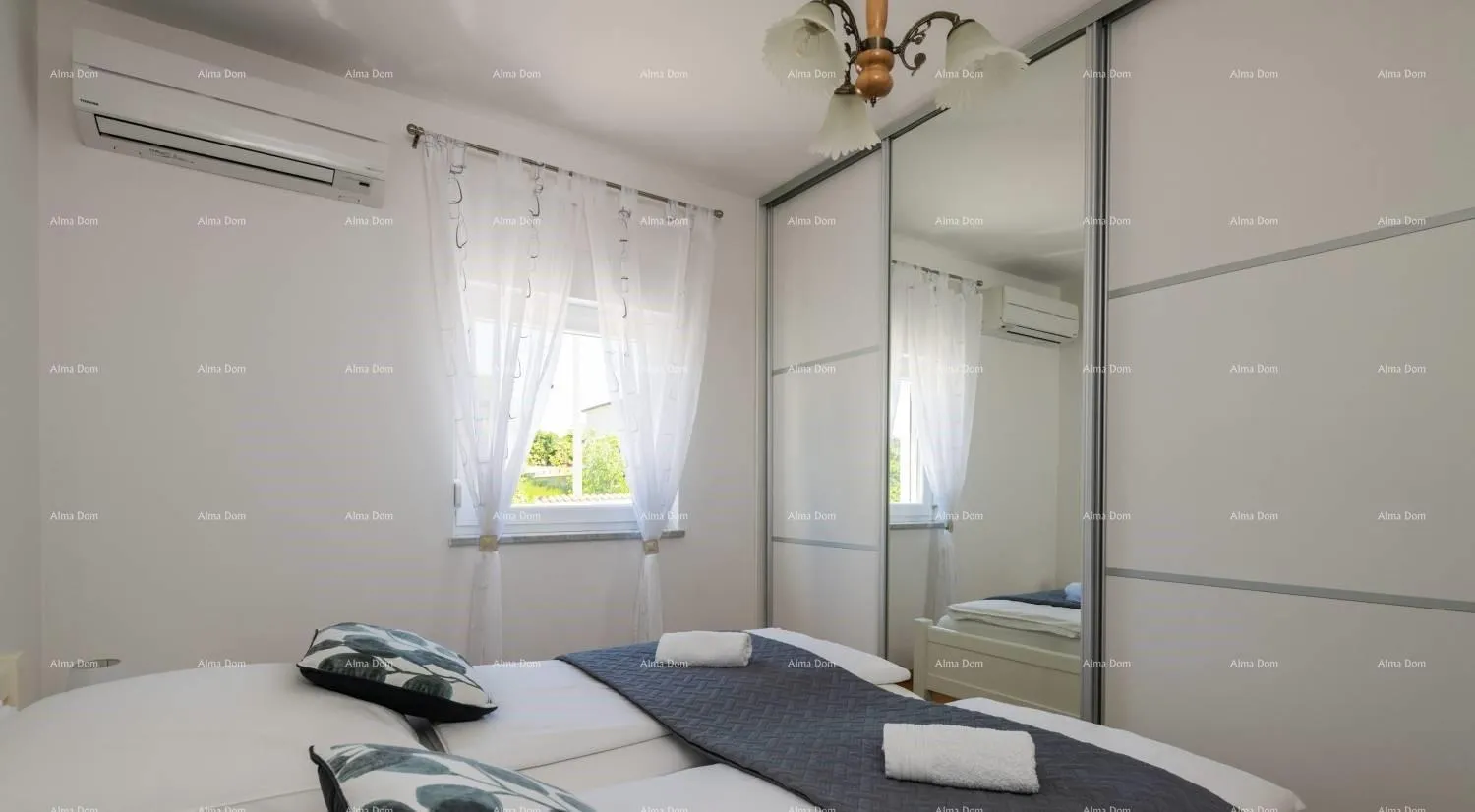 kuća vila dvojna s bazenom – okolica poreč - slika 20