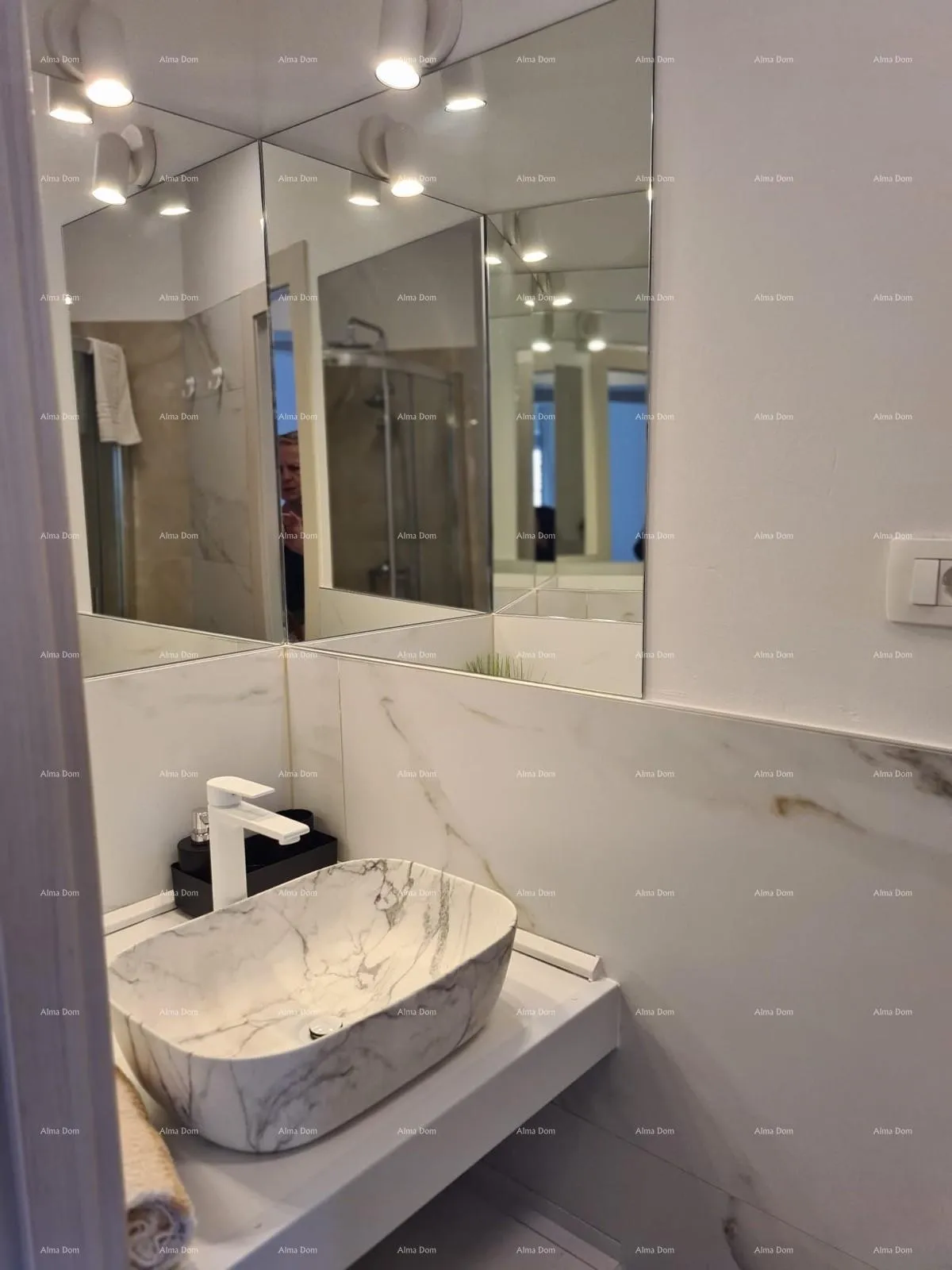 kuća medulin, kuća s ukupno 10 apartmana. fucane - slika 38
