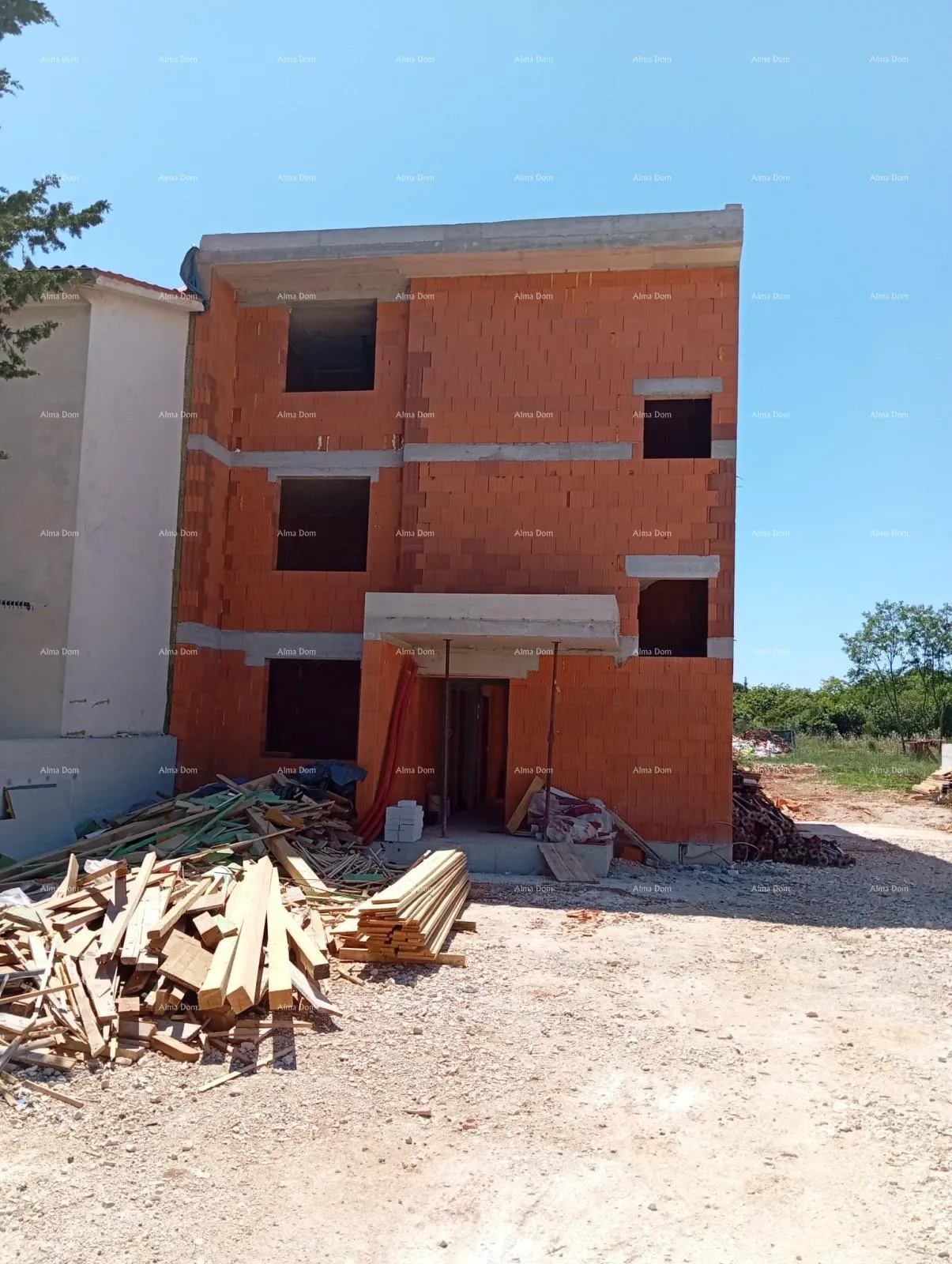 stan novi projekt – stan u valbandonu, 650 m od mora - slika 12