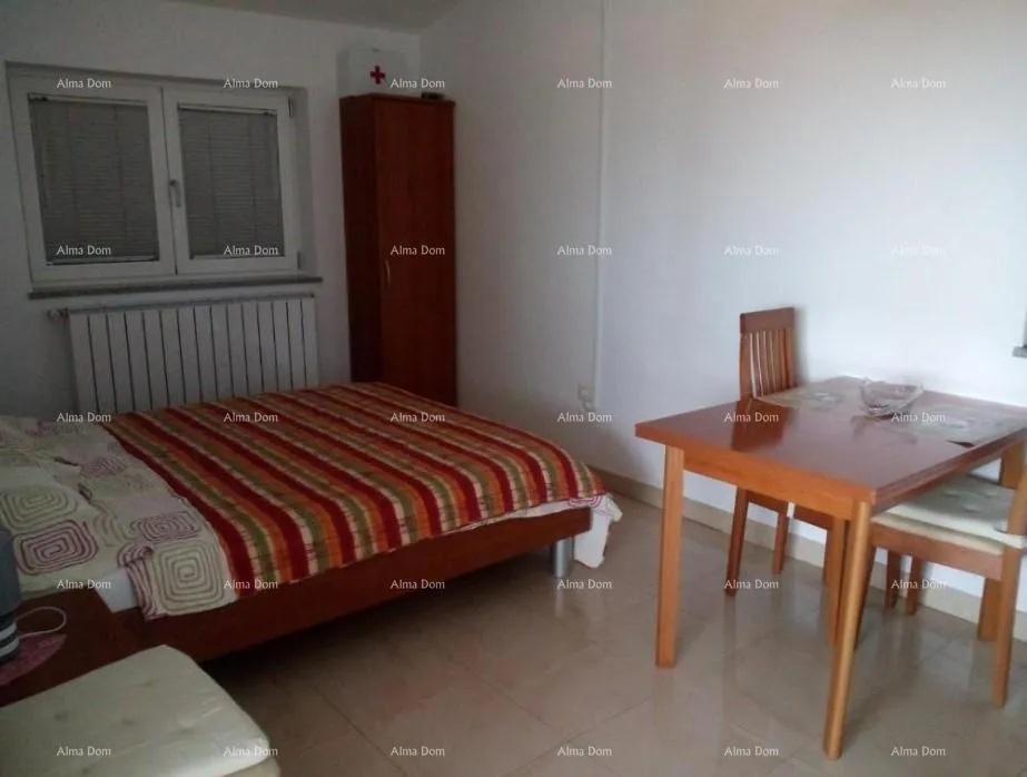 kuća prodaje se kuća sa 5 apartmana i pogledom na more, premantura - slika 10
