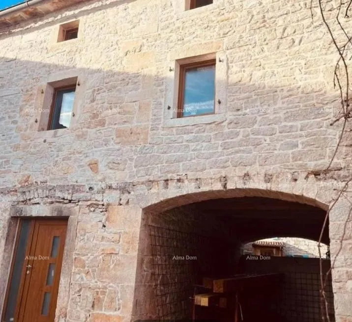 kuća prodajemo kamenu kuću u blizini poreča, sveti lovreč. - slika 4