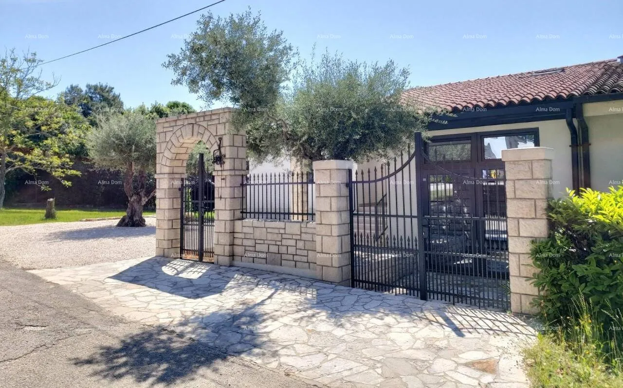 kuća umag – kuća s bazenom i tri odvojena apartmana - slika 5