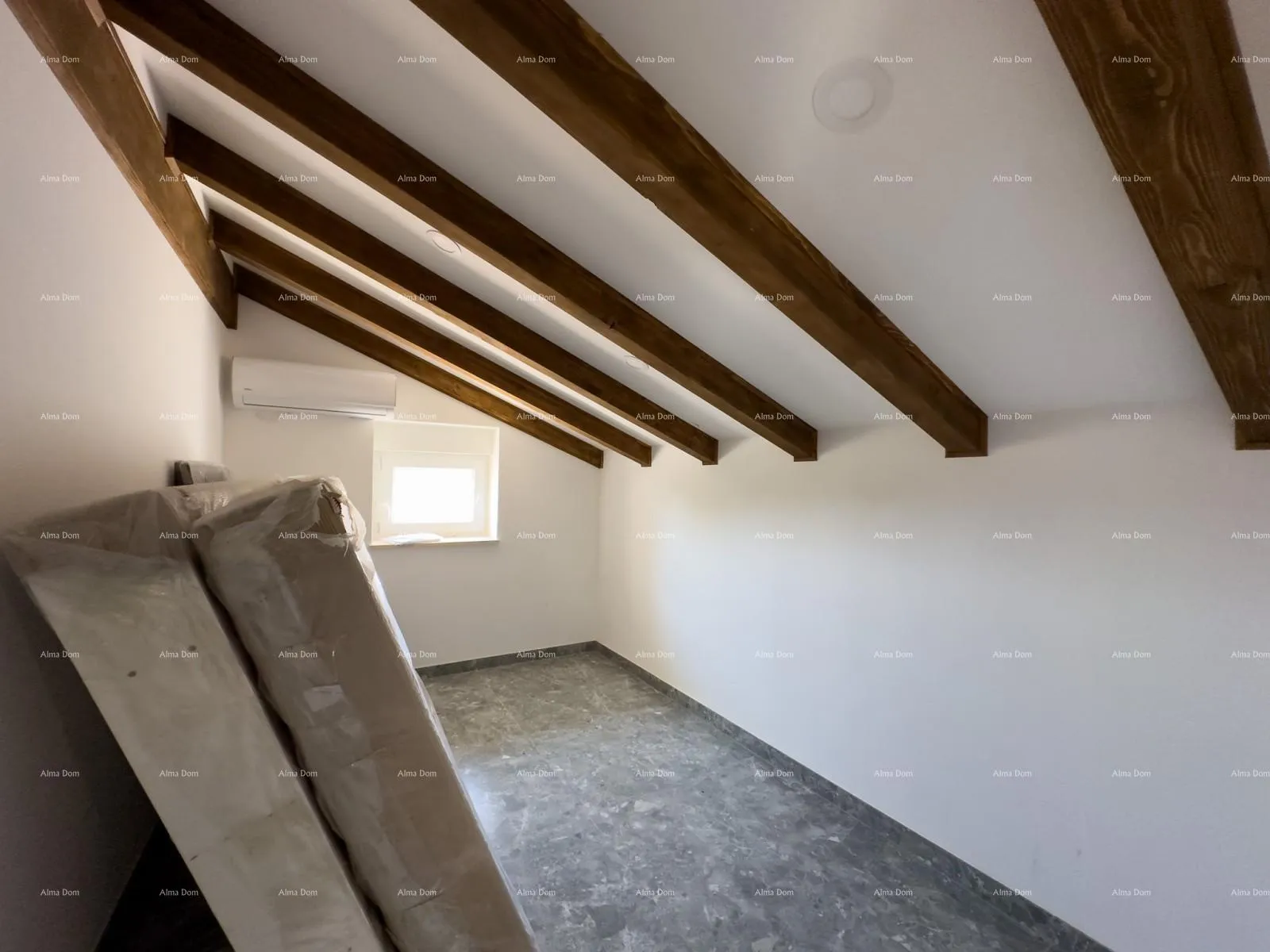 kuća prodajemo renoviranu istarsku kamenu kuću u okolici žminja! - slika 21