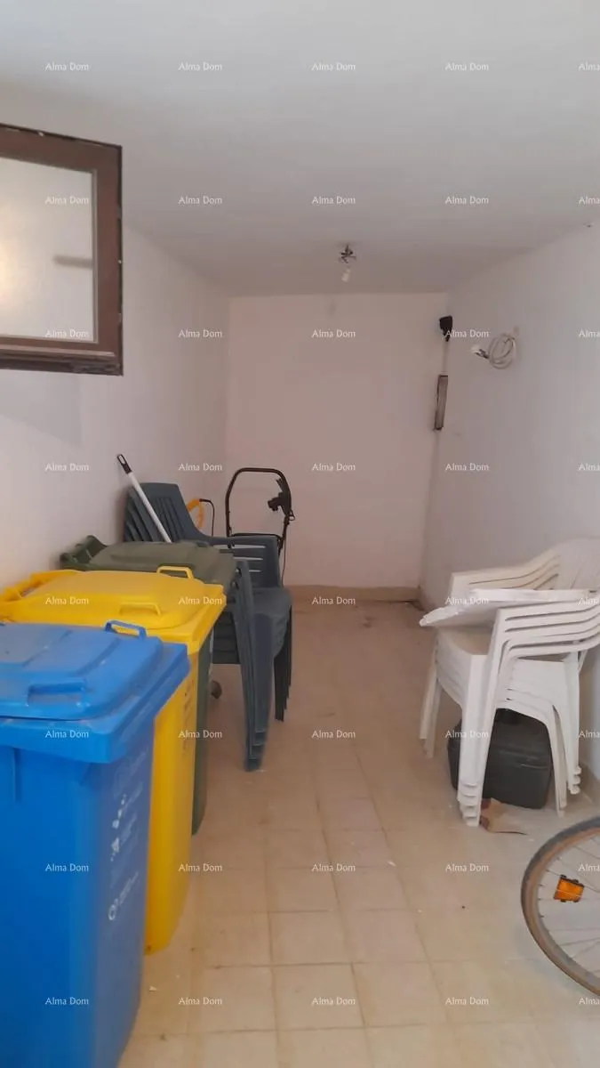 kuća prodaja, ližnjan , kuća u nizu sa tri apartmana. - slika 18