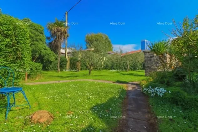 kuća prodaje se kuća s građevinskim zemljištem, 200 m od plaže – umag/savudrija - slika 2