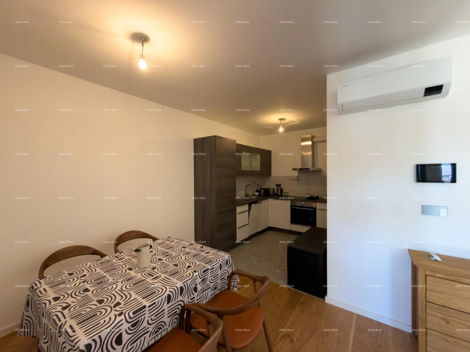 stan prodaja- luksuzni stan u neposrednoj blizni centra- smart home sustav, pula! - slika 6