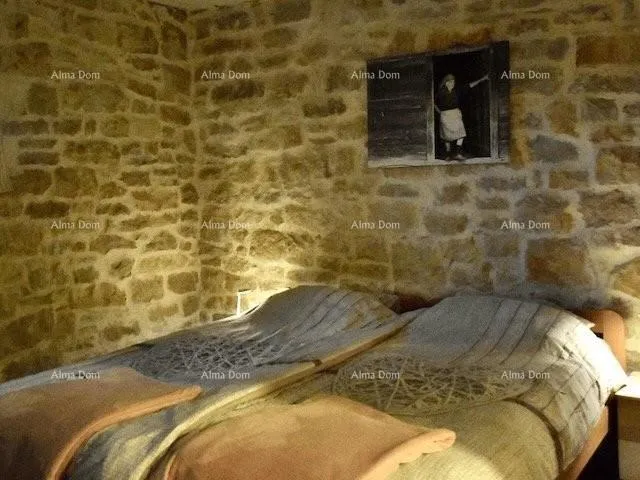 kuća kamena vila s dodatnim apartmanom i konobom , sveti lovreč - slika 9