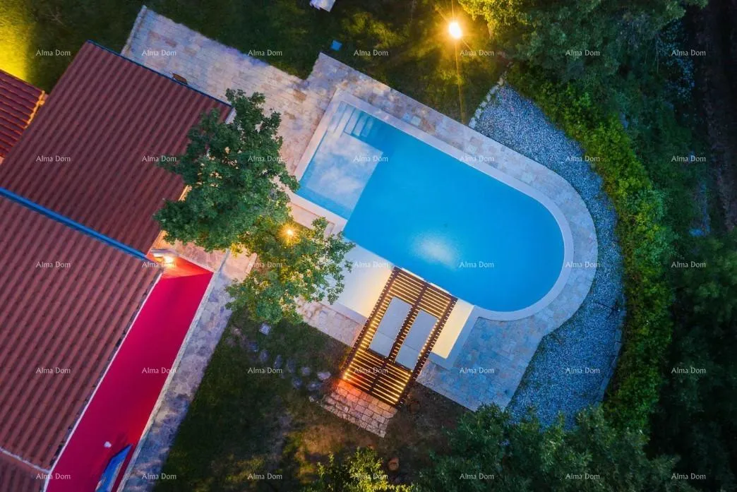kuća prodaje se predivna kuća blizu barbana - slika 10