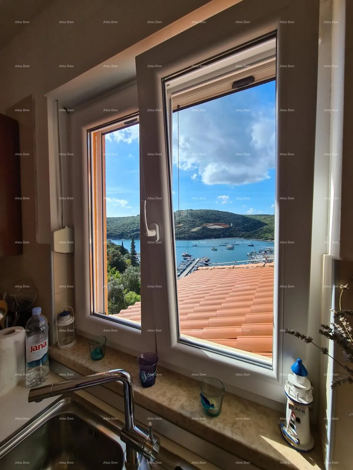 stan apartman sa otvorenim pogledom na uvalu i more. - slika 15