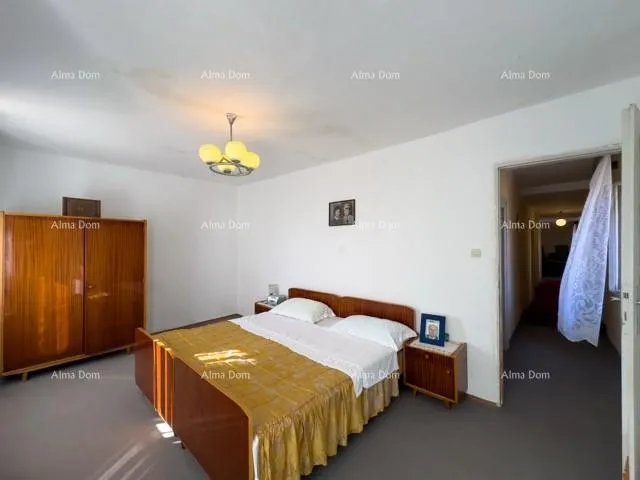 kuća prodajemo veliku samostojeću kuću sa velikom okućnicom! - slika 28