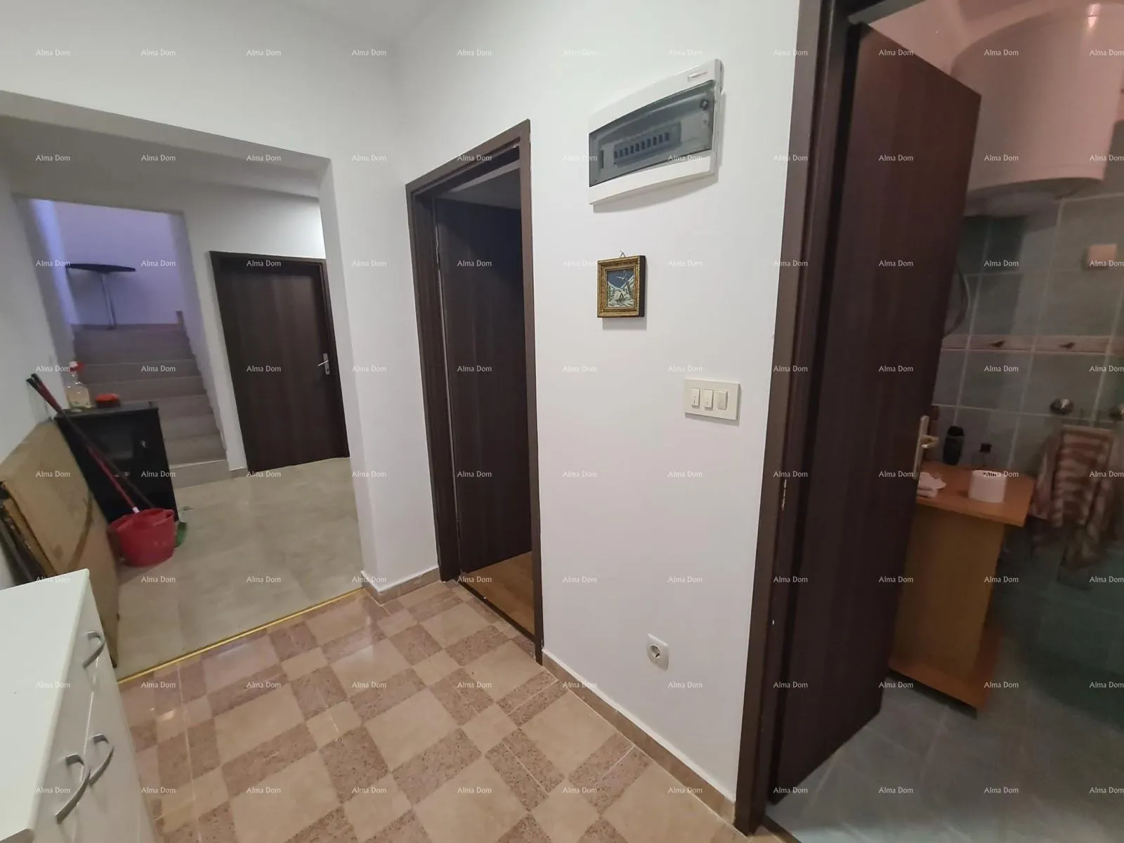 kuća prodaje se samostojeća kuća – poreč - slika 17