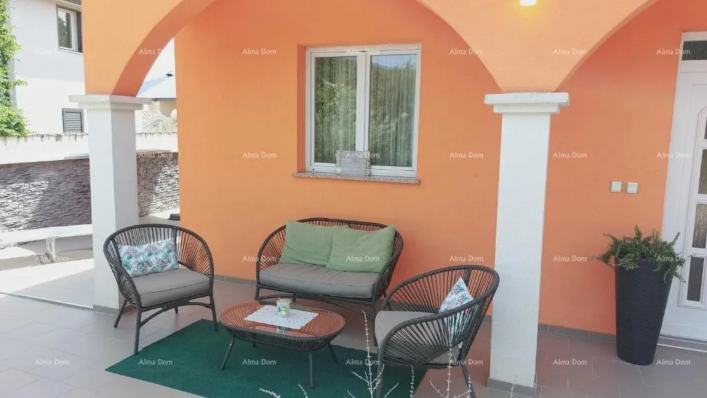 kuća kuća s prekrasnim pogledom na planine, terasa, vrt, roštilj i privatni parking. - slika 17