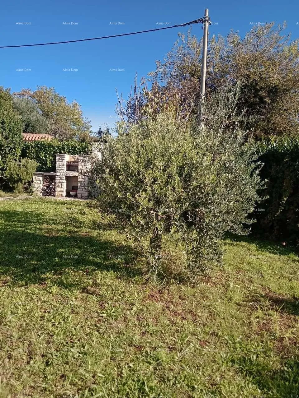 kuća blizina grada umaga. prodaje se duplex kuća, 123.65 m2 na samoj obali mora, 10 metara do mora. - slika 16