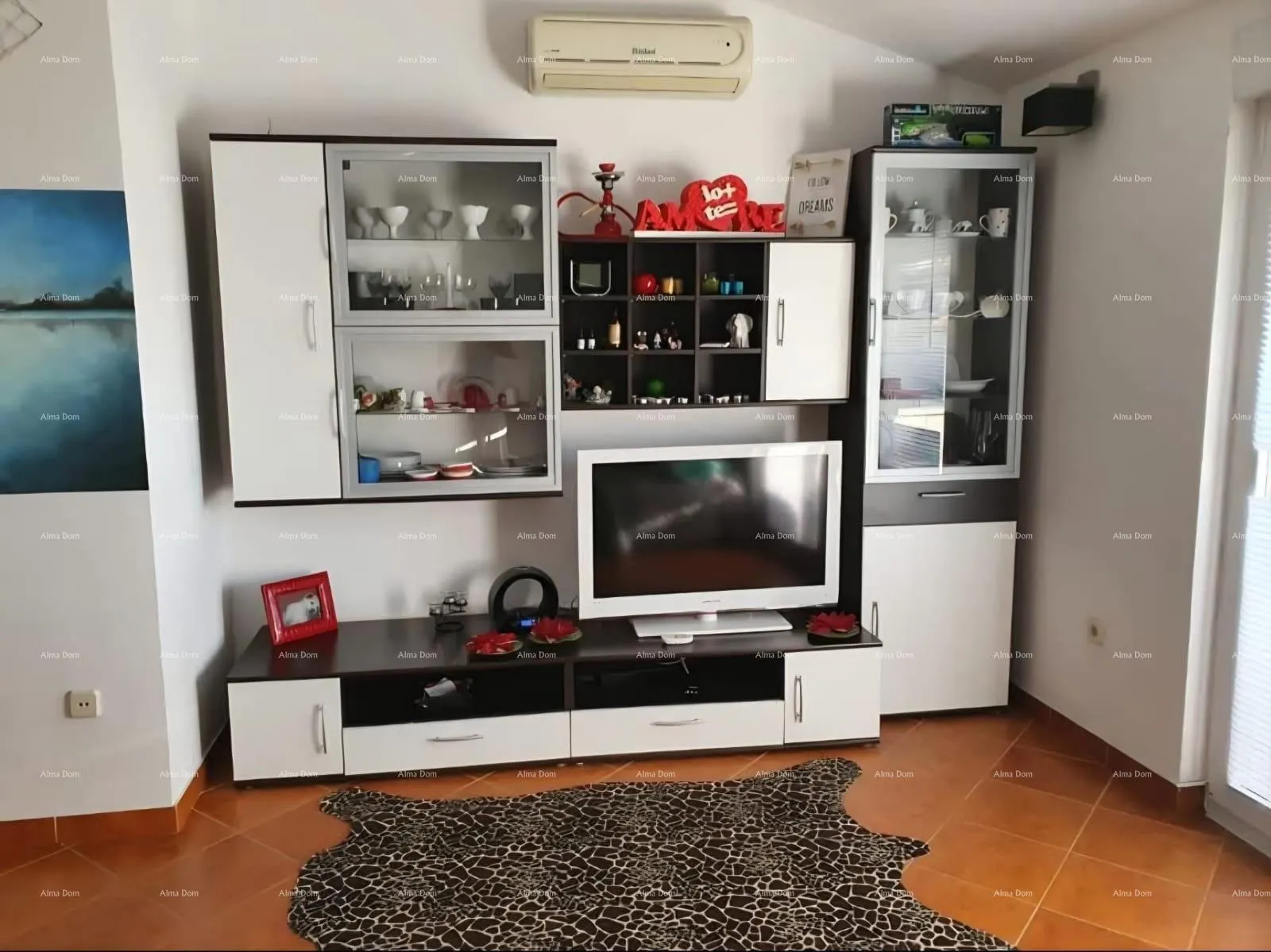 Stan Prodaja - stan s pogledom na more i parkirnim mjestom, Ližnjan!