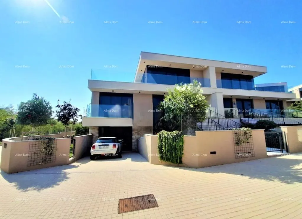 Kuća Luksuzna dupleks vila u Petram Resortu – Crveni Vrh, Umag!