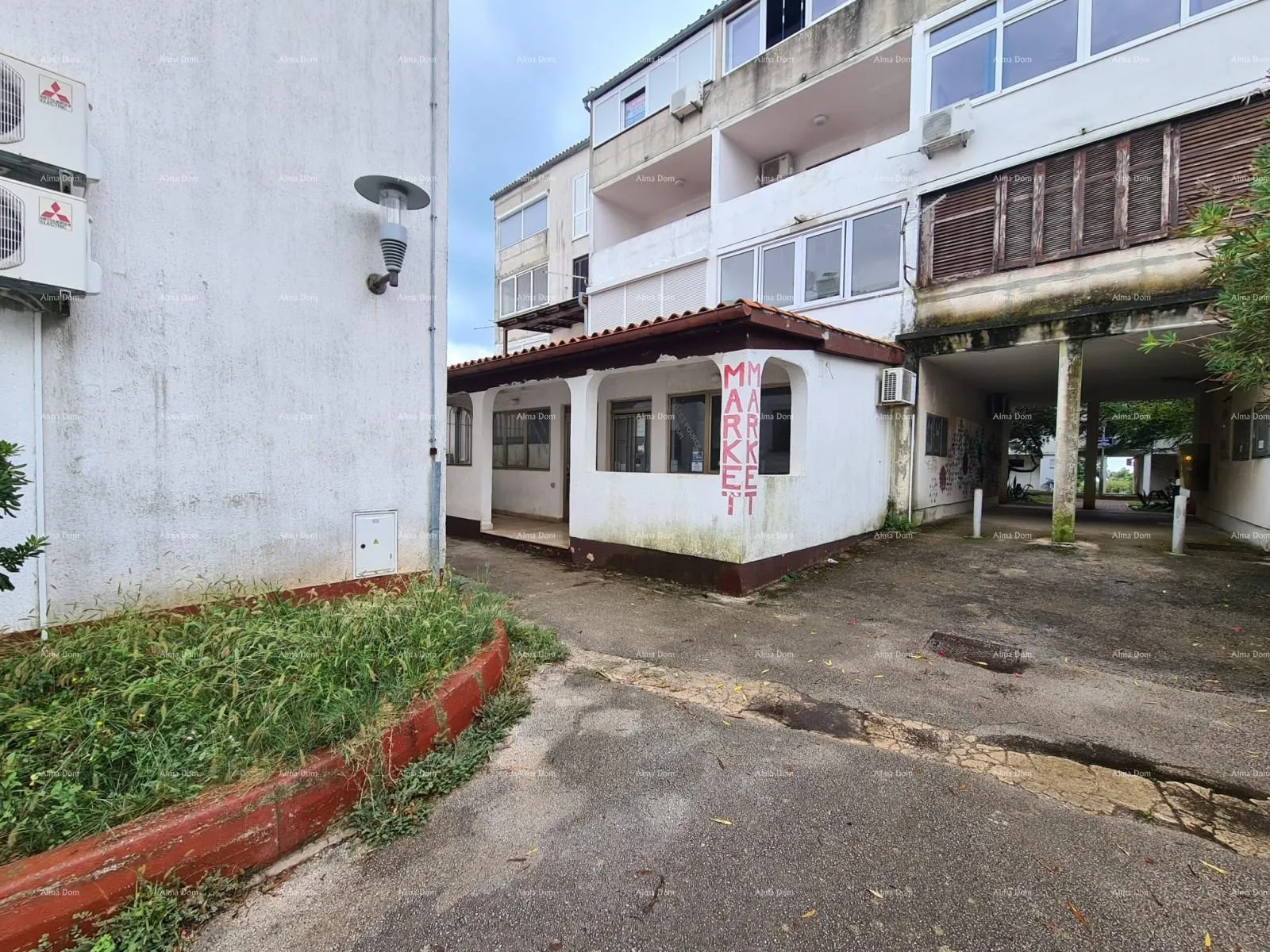 stan apartman u prizemlju zgrade - slika 2