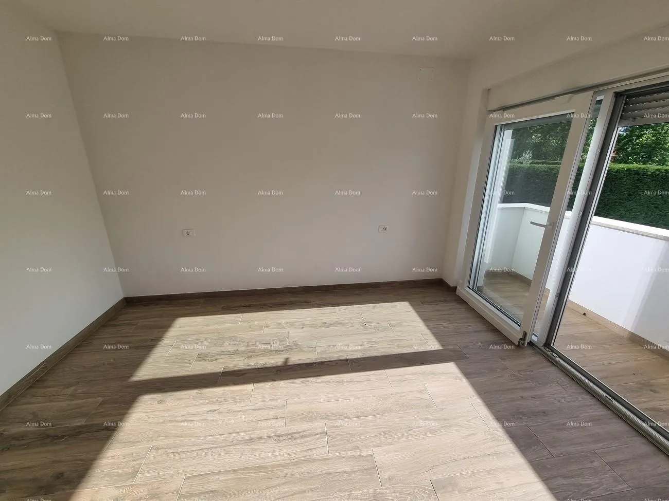 kuća moderna duplex kuća s krovnom terasom i panoramskim pogledom na more - slika 15