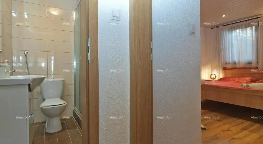 kuća kuća sa tri apartmana, medulin - slika 13