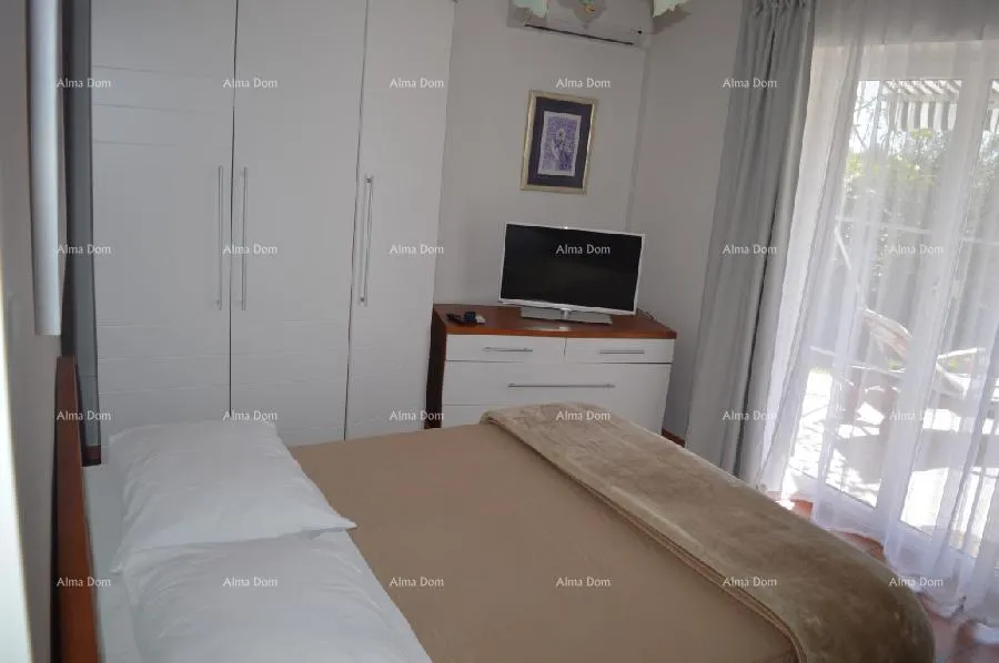 kuća prekrasna kuća sa bazenom! poreč - slika 10