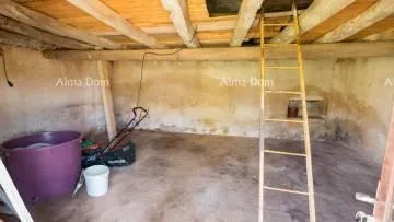 kuća autentično istarsko imanje kraj žminja – kuća s velikim potencijalom! - slika 12