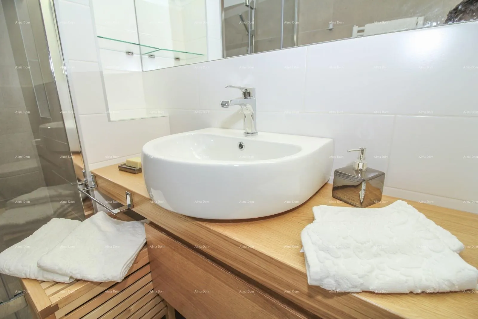 kuća prodaja predivne, moderno opremljene i renovirane istarske kamene kuće, bale! - slika 35