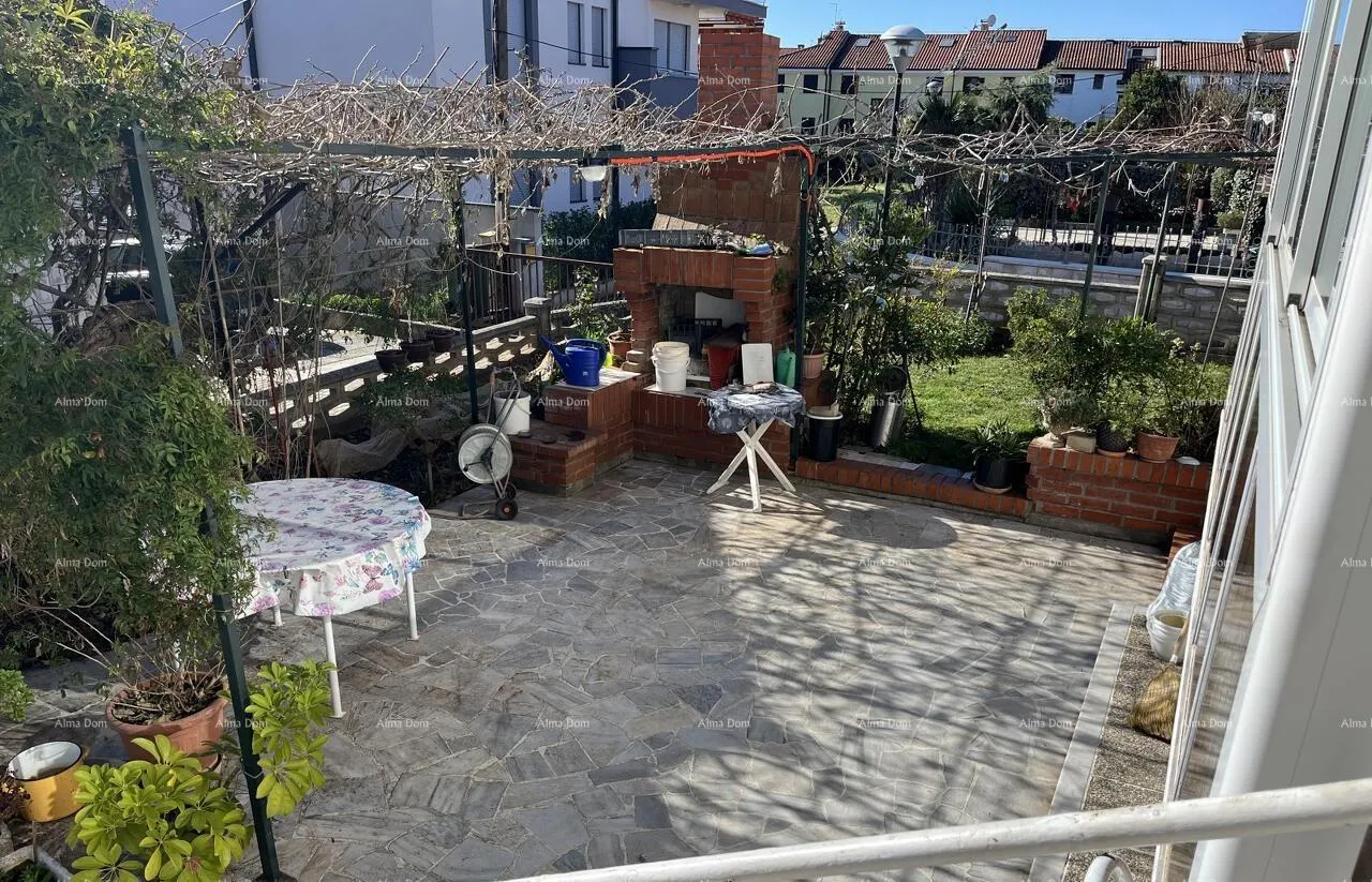 kuća prodaje se lijepa kuća, blizu mora u umagu - slika 8