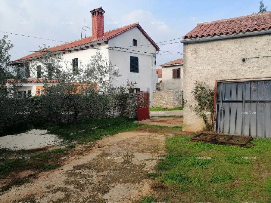 građevinsko zemljište građevinski teren sa 3 manja legalizirana objekta. vareški. - slika 8