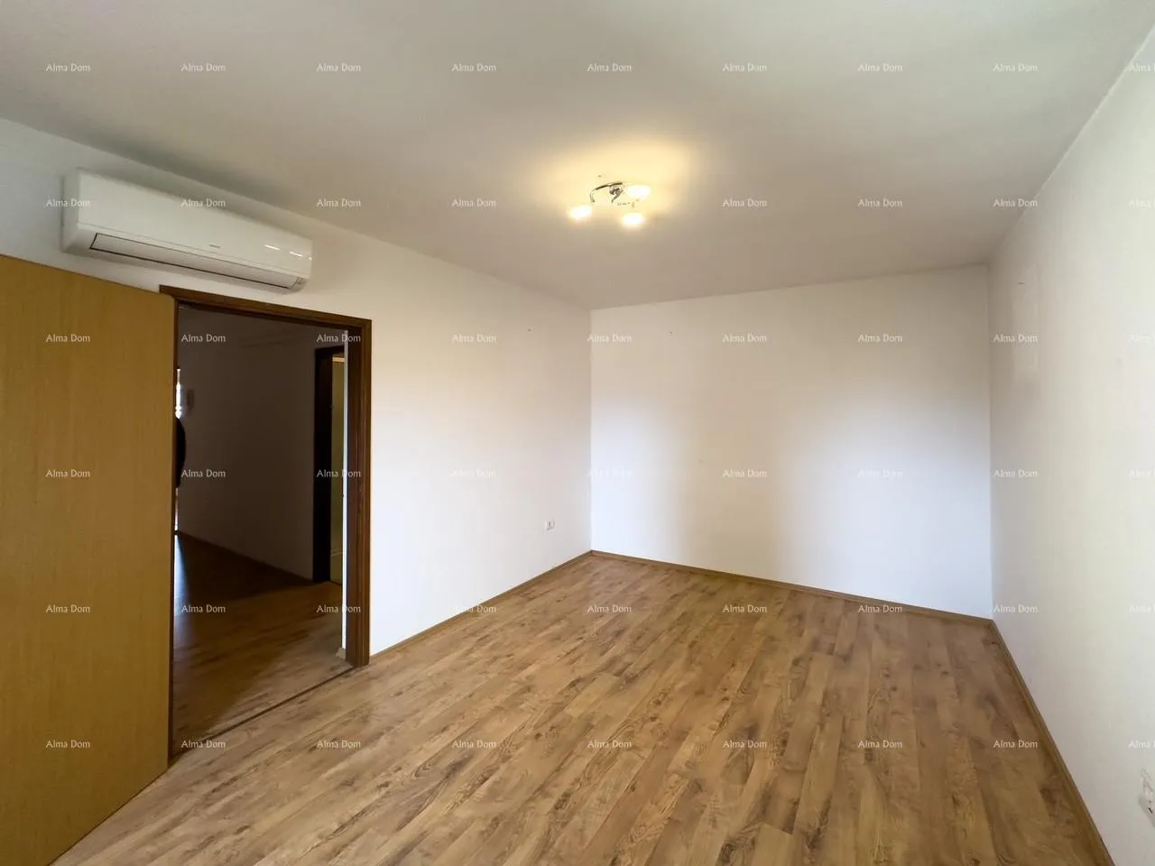kuća prodaja renovirane kuće s pogledom na more, medulin! - slika 22