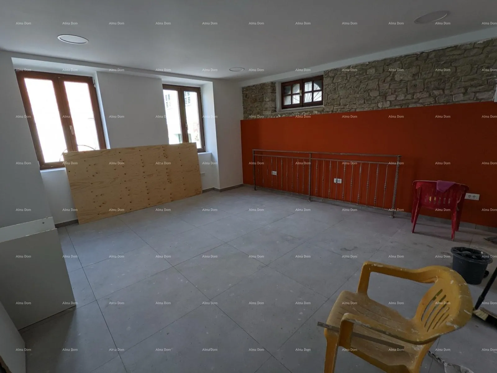kuća prekrasna renovirana kuća s pogledom i poslovnim prostorom - slika 20
