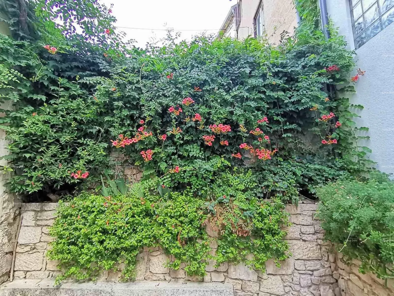 kuća prodaja kuće na tri etaže, medulin! - slika 18