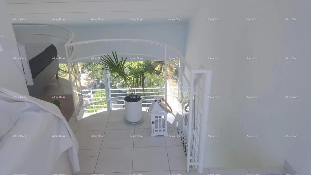 stan blizina novigrada, moderan penthouse u maredi! - slika 8