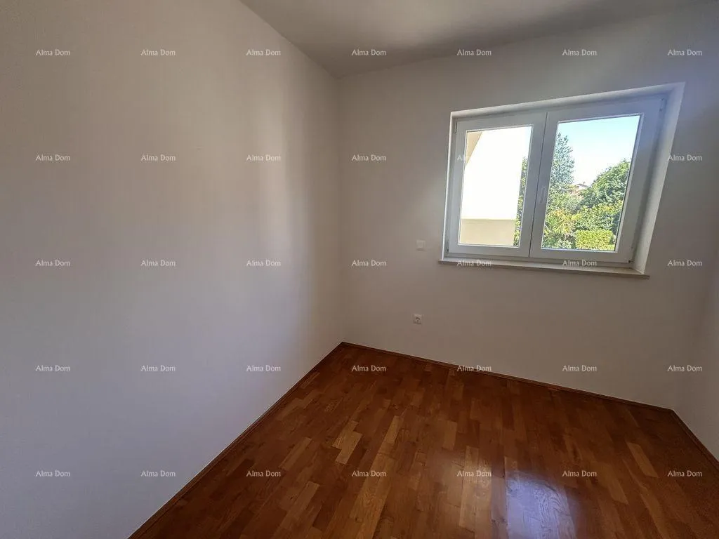 stan novigrad – prostran četverosoban stan, 76 m², 200 m od mora i plaže karpinjan - slika 6