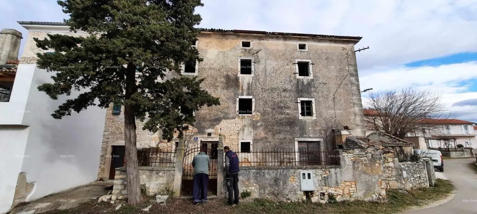 kuća prodaje se kamena kuća, barban! - slika 5