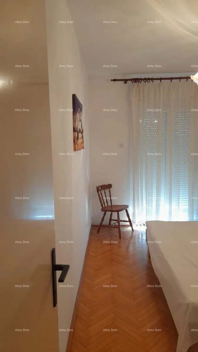 kuća prodaja, ližnjan , kuća u nizu sa tri apartmana. - slika 12