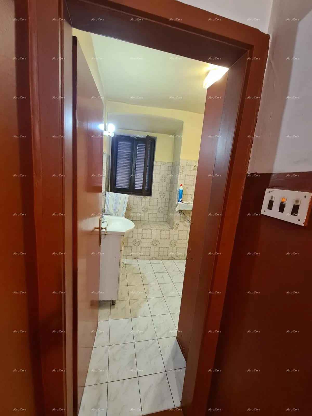 kuća kuća, centar buja, 106 m² - slika 23