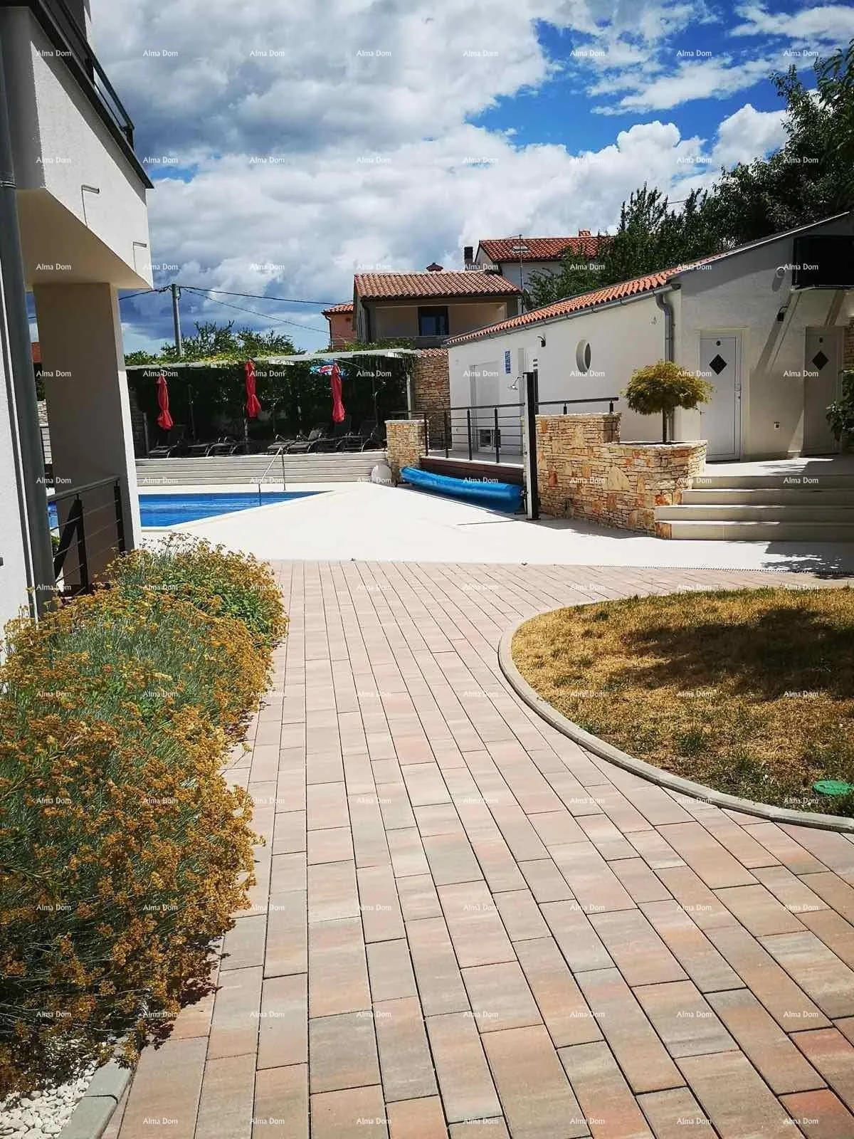 stan peroj – lijepo uređen apartman sa zajedničkim bazenom - slika 3