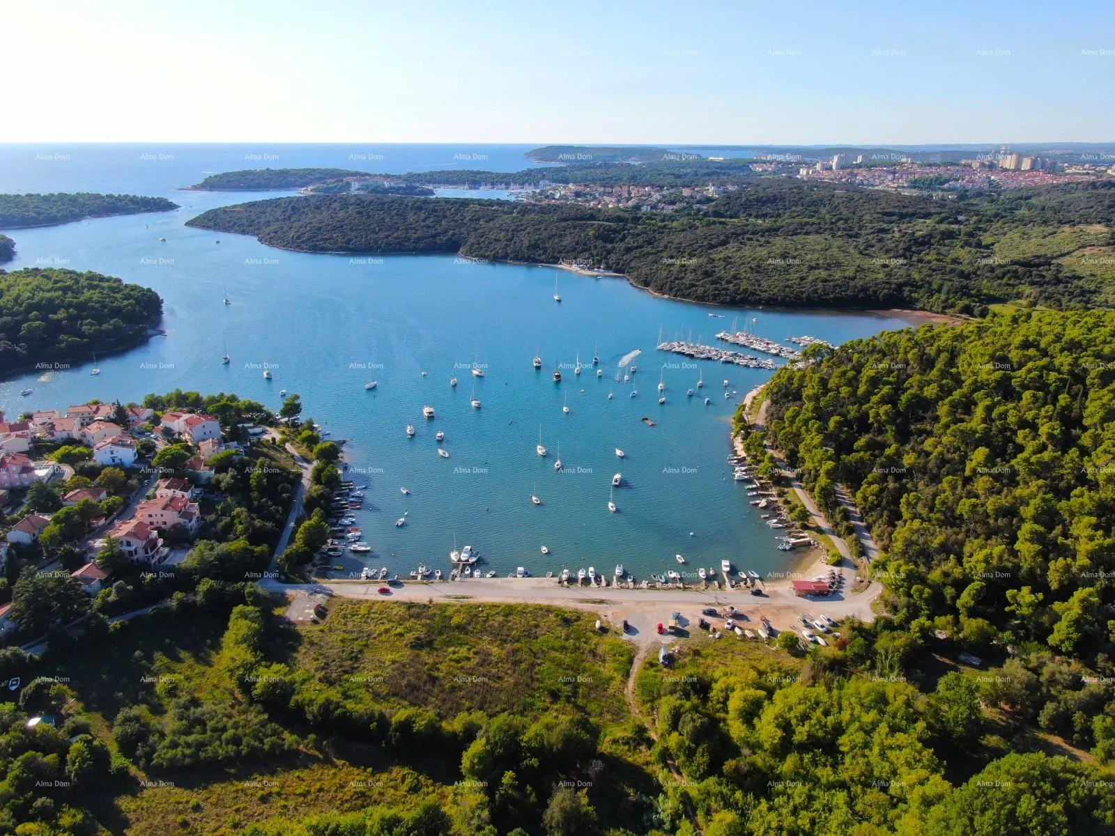 kuća na prodaju: apartmanska kuća s bazenom i pogledom na more – banjole! - slika 3