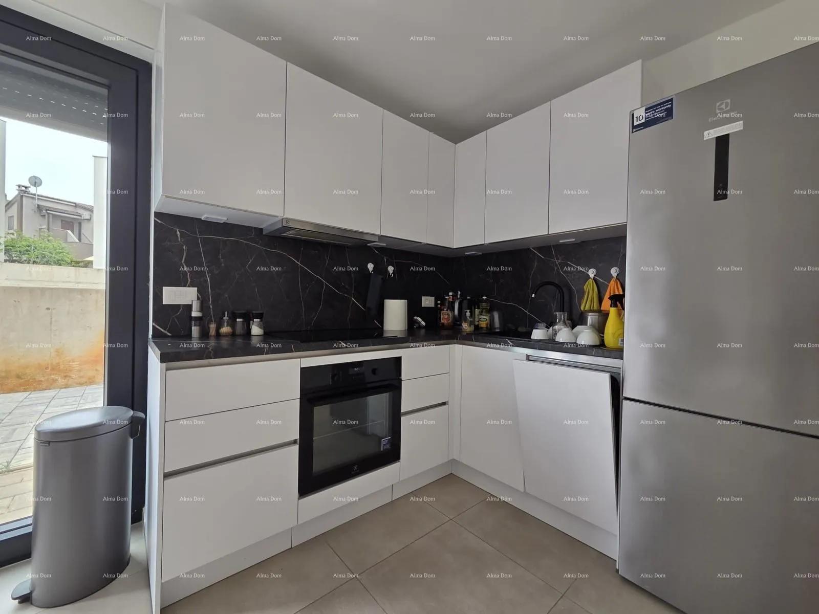 stan moderan stan 56 m2 – štinjan, pula - slika 2