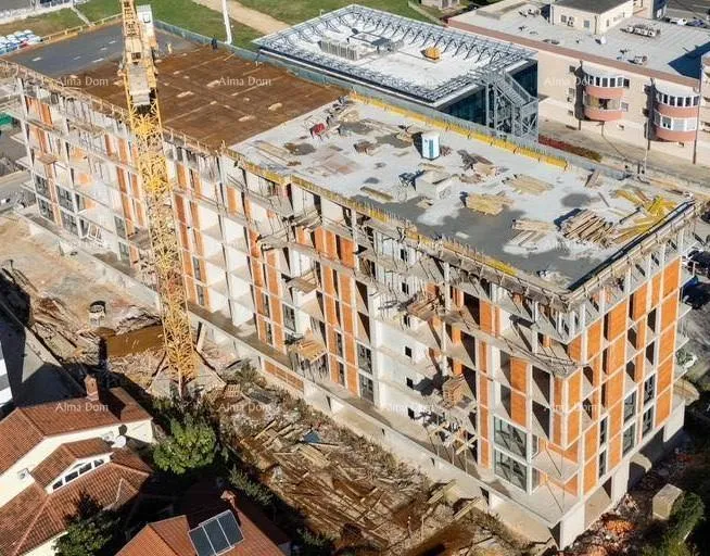 stan pula! pogled na grad. višestambena, moderna zgrada s liftom, blizu centra. s71 - slika 2