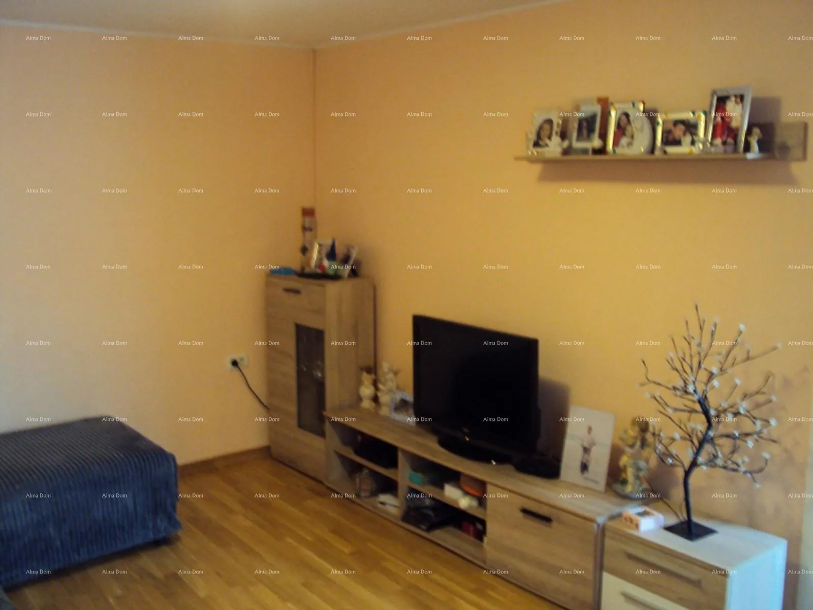 stan stan 75 m² u centru brtonigle - slika 6
