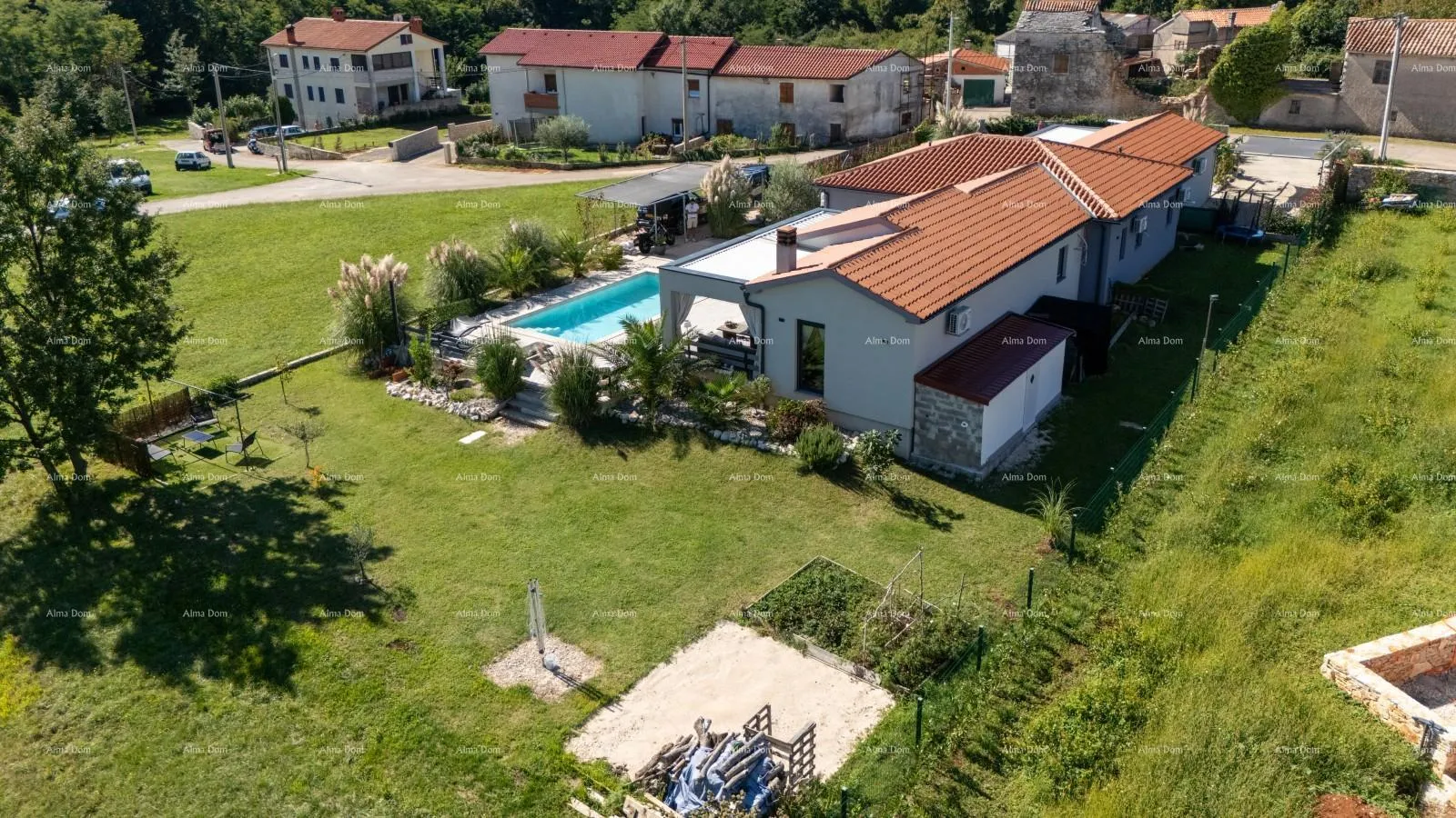 kuća ekskluzivna prodaja! - slika 50