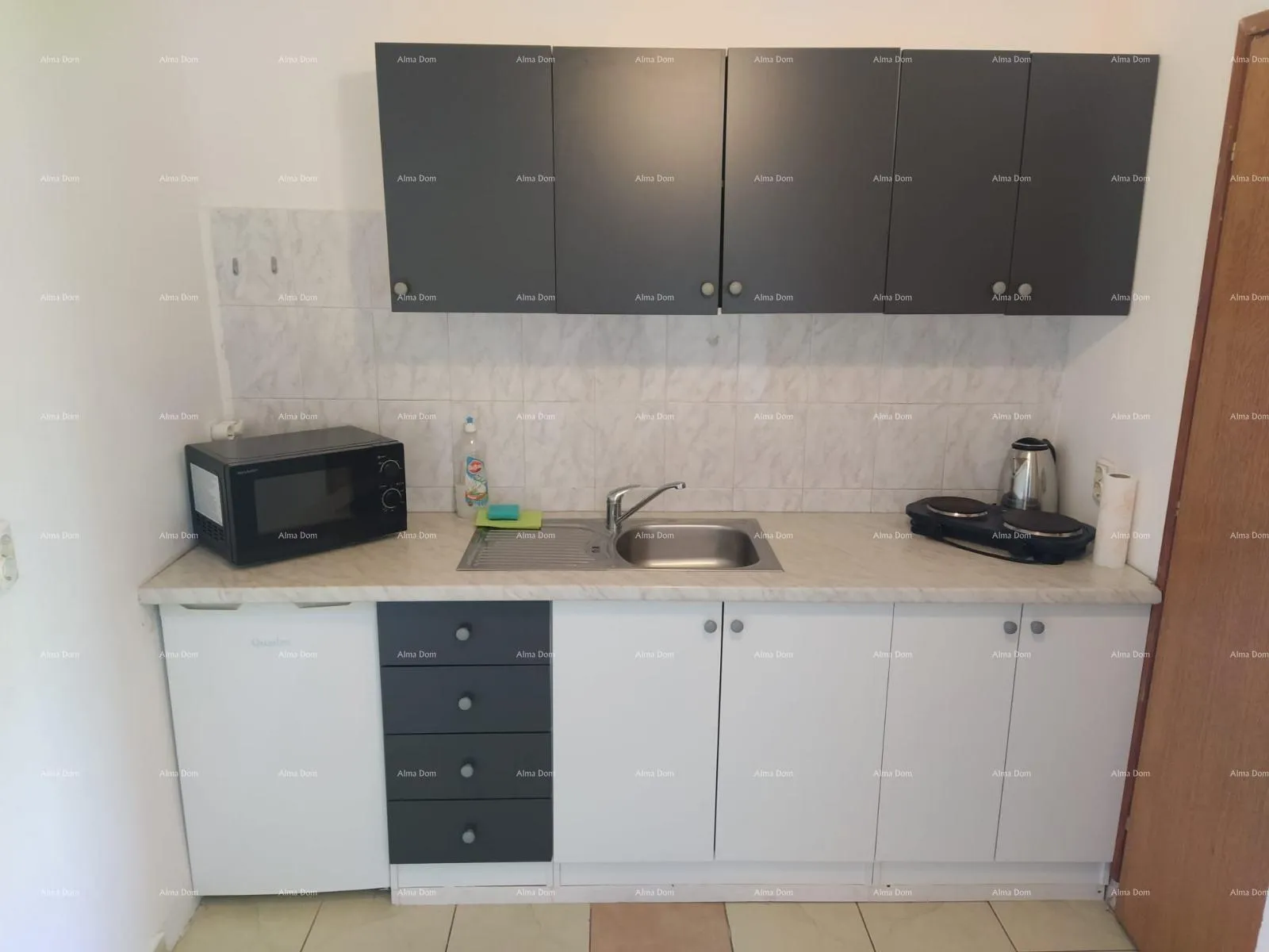 stan pula, strogi centar – 90,30 m² | 4 uređena studio apartmana | pogled na zlatna vrata | uhodan turistički posao - slika 5