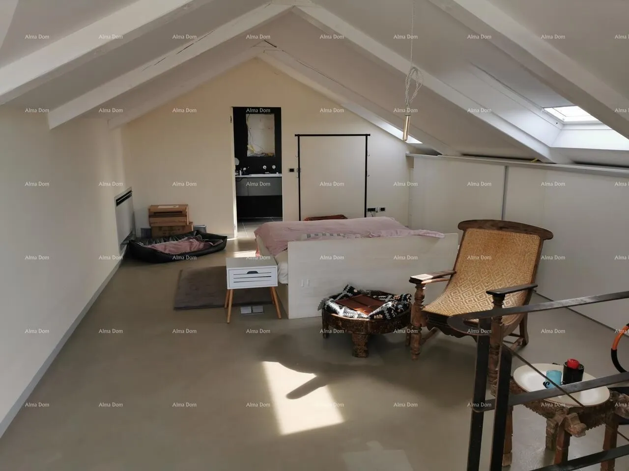 stan top lokacija! dvoetažni penthouse s parkirnim mjestom i pogledom na more, umag! - slika 13