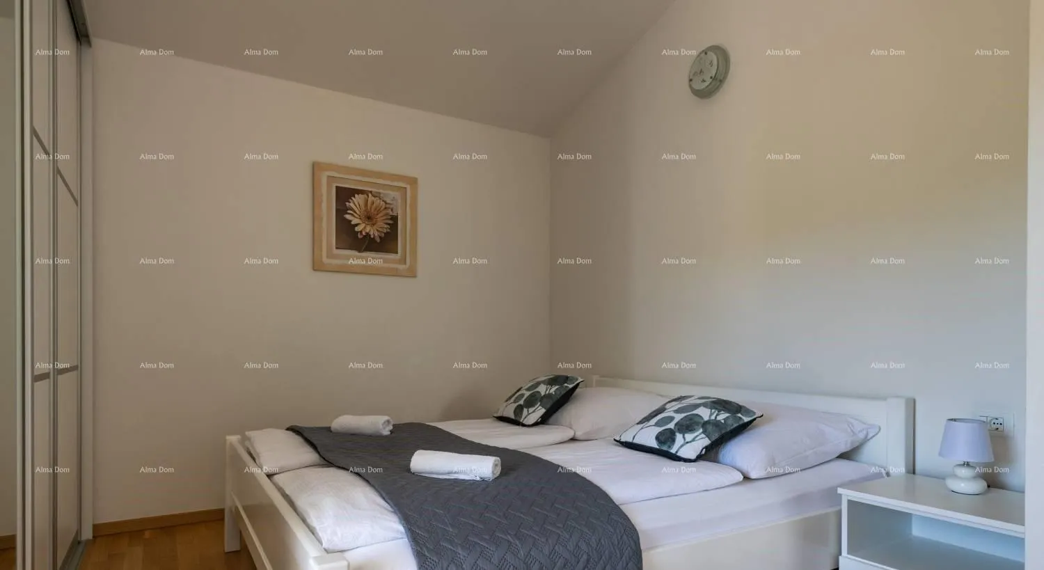 kuća vila dvojna s bazenom – okolica poreč - slika 12