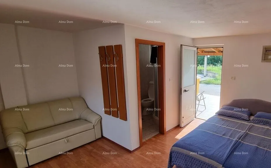 stan buje. prodaje se stan u kaštelu, površine 85 m² - slika 13