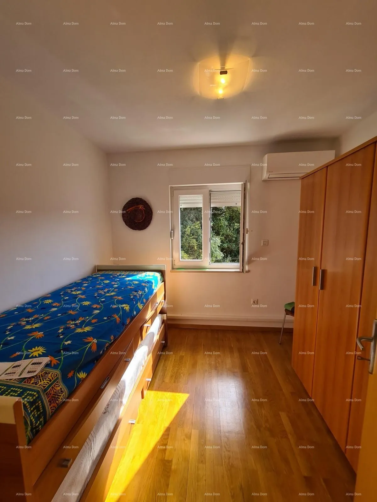 stan apartman sa otvorenim pogledom na uvalu i more. - slika 7